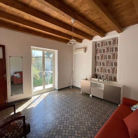 Villa Piera Монделло Екстер'єр фото